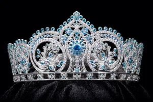 The Miss World Vietnam 2025 Crown: A Masterpiece Featuring 3,368 Gemstones - image 3