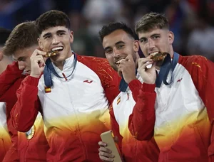Spain Clinches Olympic Gold After Dramatic 120-Minute Men's Football Final - image 8