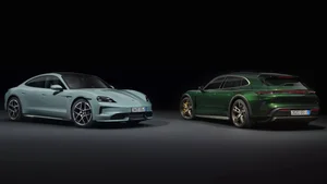 2025 Porsche Taycan Turbo S: More Powerful Than Supercars with Enhanced Electric Range - image 3