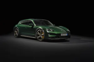 2025 Porsche Taycan Turbo S: More Powerful Than Supercars with Enhanced Electric Range - image 1