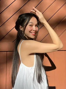Hien Thuc Age-Defying Beauty Secrets: A Stunning Figure at 42 - image 12