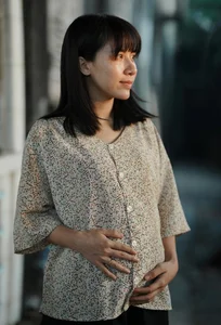 Vietnamese Actress Removes Nose Implant for Authentic Movie Role - image 2