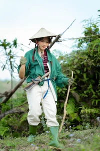 The Daughter of a Seafood Tycoon Makes Waves on 'Gia Dinh Haha' - image 8
