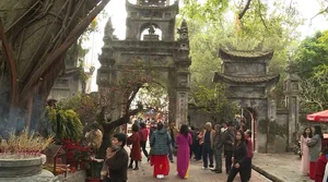 The Sacred Mystery of Den Mau Temple in Hung Yen - image 4