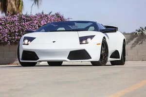 A Rare Look: The Stunning 2008 Lamborghini Murcielago LP640 Roadster - image 6