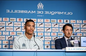 Manchester United's Unique Transfer Policy: Player Sale Profits Donated to Charity - image 0