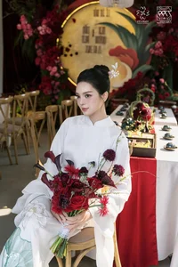Stunning Engagement Ceremony of Famous Vietnamese Actress Quynh Luong - image 7