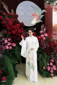 Stunning Engagement Ceremony of Famous Vietnamese Actress Quynh Luong - image 11