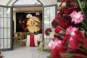 Stunning Engagement Ceremony of Famous Vietnamese Actress Quynh Luong - image 3