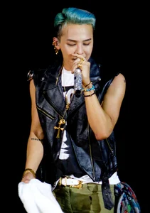 World-Renowned Male Singer Earns Over $45 Million Annually Performing for Global Leaders and Elite Audiences - image 5