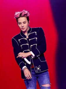 World-Renowned Male Singer Earns Over $45 Million Annually Performing for Global Leaders and Elite Audiences - image 4