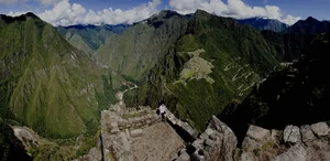 Unveiling the Mystery of the Ancient City on the Peak - image 3
