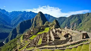 Unveiling the Mystery of the Ancient City on the Peak - image 6