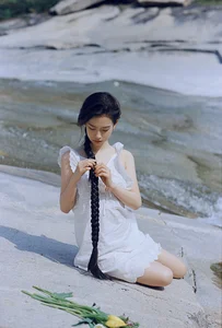 YiTuYu Art Language Vol.9961: Captivating Portrait Artistry with Xi Xi - image 24