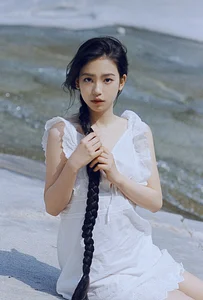 YiTuYu Art Language Vol.9961: Captivating Portrait Artistry with Xi Xi - image 8
