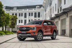 Ford Everest Dominates Vietnam’s D-Segment SUV Market with Record-Breaking Sales - image 0