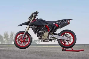 2026 Ducati Hypermotard 698 Mono Nera: Pricing and Specs Revealed - image 7