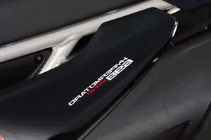 2026 Ducati Hypermotard 698 Mono Nera: Pricing and Specs Revealed - image 8