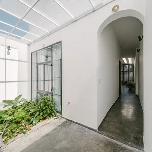 Unique One-Story Tube House in Kon Tum Captivates Global Architecture Enthusiasts - image 2