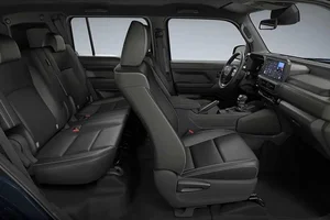 All-New 2026 Toyota Land Cruiser FJ: A Rugged Compact SUV Designed for Off-Road Adventures and Modern Urban Exploration - image 10