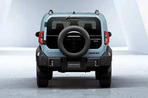 All-New 2026 Toyota Land Cruiser FJ: A Rugged Compact SUV Designed for Off-Road Adventures and Modern Urban Exploration - image 9