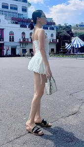Comfortable Designer Sandals: Le Quyen's Ultimate Style Secret for Tired Feet - image 7
