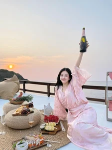 DJ Mie Stuns Fans in Daring Fishing Net Dress - image 1