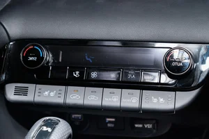 Hyundai Elantra N-Line Review: Sporty Design, Rich Features, and Dynamic Performance - image 25
