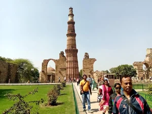 The Incredible History of India's 800-Year-Old Ancient Skyscraper - image 11