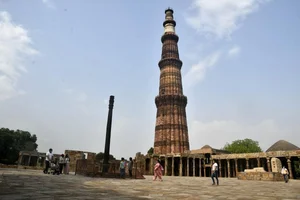 The Incredible History of India's 800-Year-Old Ancient Skyscraper - image 4