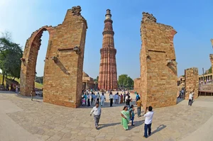The Incredible History of India's 800-Year-Old Ancient Skyscraper - image 0