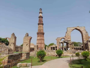 The Incredible History of India's 800-Year-Old Ancient Skyscraper - image 10