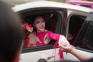 Inside the Luxurious Life of Huong Giang Idol: Success, Style, and Glamour at 33 - image 6