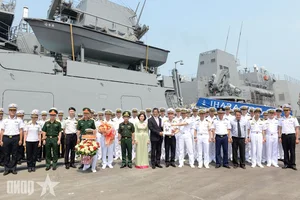 Japan Maritime Self-Defense Force Ship Visits Da Nang to Strengthen Ties - image 2