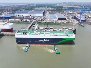 China's 228-Meter 'Steel Sea Monster' Sets New World Record - image 0