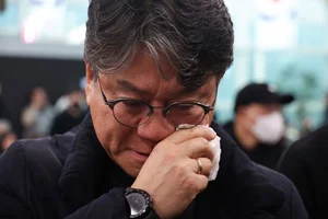 Investigation and Recovery: Scene of the Korean Aircraft Incident - image 0