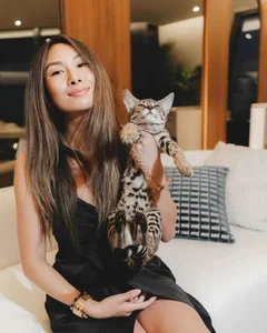 Inside the Lavish Lifestyle of the World’s Youngest Self-Made Female Billionaire - image 3