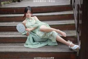 Silk Love Photography No.040: Xiao Meng in Elegant Hanfu and Traditional Styles - image 151