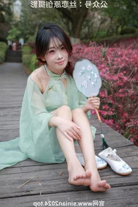 Silk Love Photography No.040: Xiao Meng in Elegant Hanfu and Traditional Styles - image 165