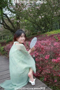 Silk Love Photography No.040: Xiao Meng in Elegant Hanfu and Traditional Styles - image 210