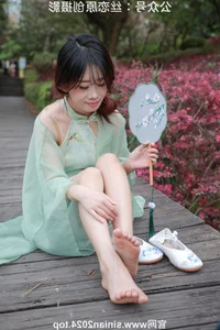 Silk Love Photography No.040: Xiao Meng in Elegant Hanfu and Traditional Styles - image 172