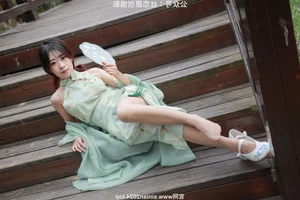 Silk Love Photography No.040: Xiao Meng in Elegant Hanfu and Traditional Styles - image 215