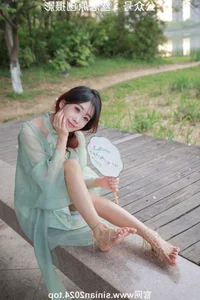 Silk Love Photography No.040: Xiao Meng in Elegant Hanfu and Traditional Styles - image 90