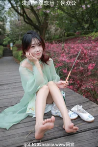 Silk Love Photography No.040: Xiao Meng in Elegant Hanfu and Traditional Styles - image 256