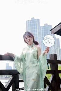 Silk Love Photography No.040: Xiao Meng in Elegant Hanfu and Traditional Styles - image 107