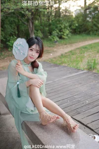 Silk Love Photography No.040: Xiao Meng in Elegant Hanfu and Traditional Styles - image 74