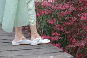 Silk Love Photography No.040: Xiao Meng in Elegant Hanfu and Traditional Styles - image 136