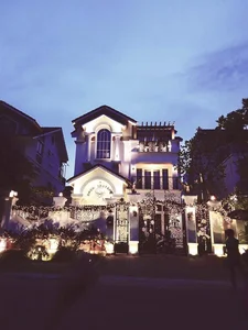 Doan Di Bang Transforms District 7 Mansion with Spectacular Halloween Decorations - image 4