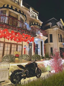 Doan Di Bang Transforms District 7 Mansion with Spectacular Halloween Decorations - image 2