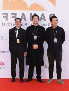 Star-Studded Red Carpet: Vietnamese and Korean Artists at Da Nang Asian Film Festival - image 8